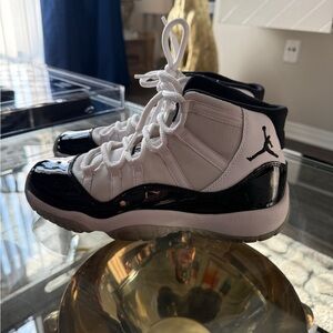 Air Jordan 11 Retro Concord